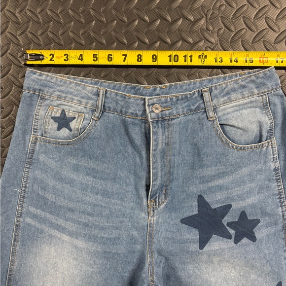 Y2K Style Star Print Barrel Jeans Women’s Medium Cropped Statement Denim - Picture 8 of 11